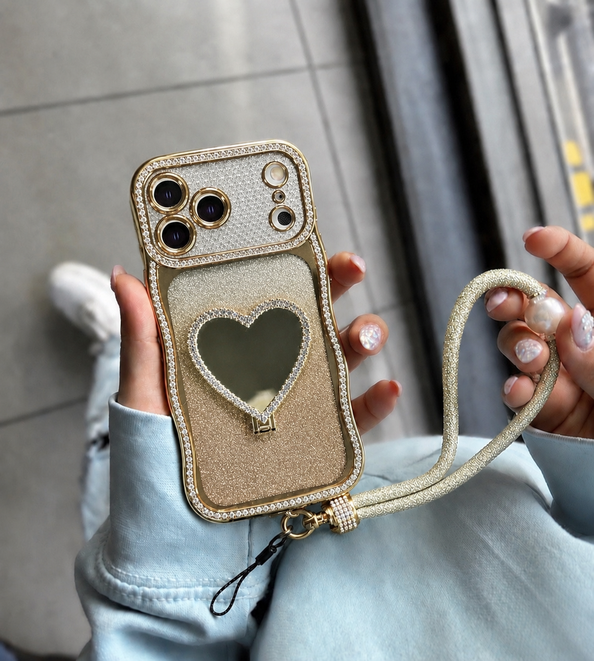 كفر بيج مصنوع يدويا - iPhone 17 Pro Max