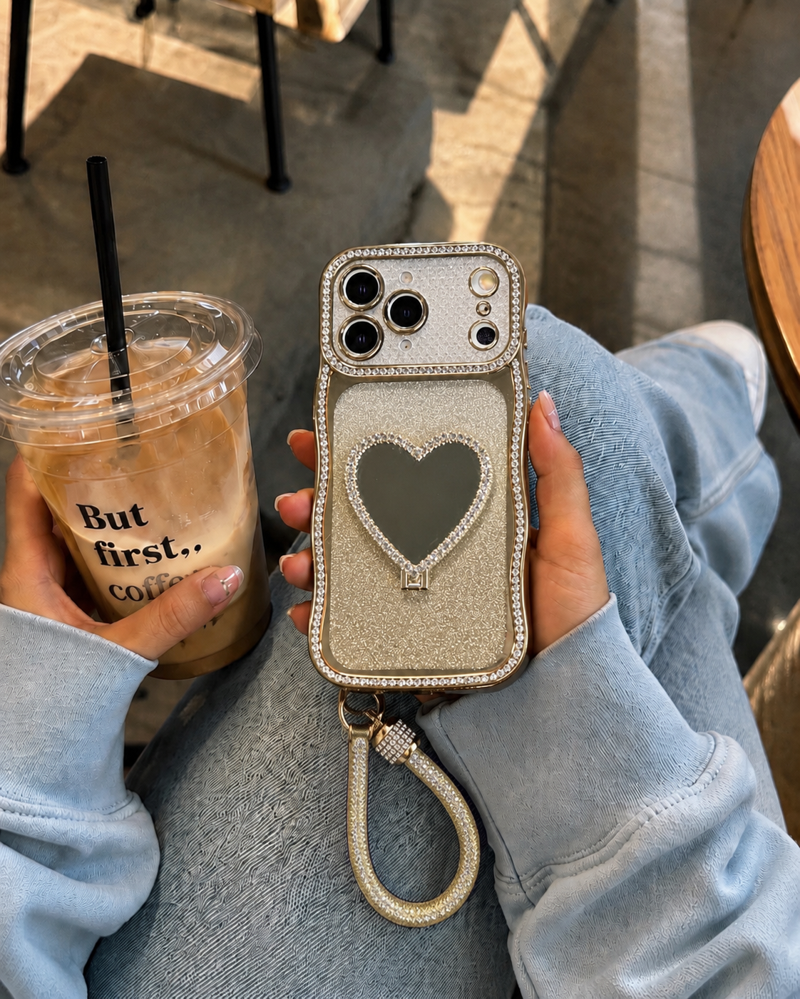 كفر بيج مصنوع يدويا - iPhone 17 Pro Max