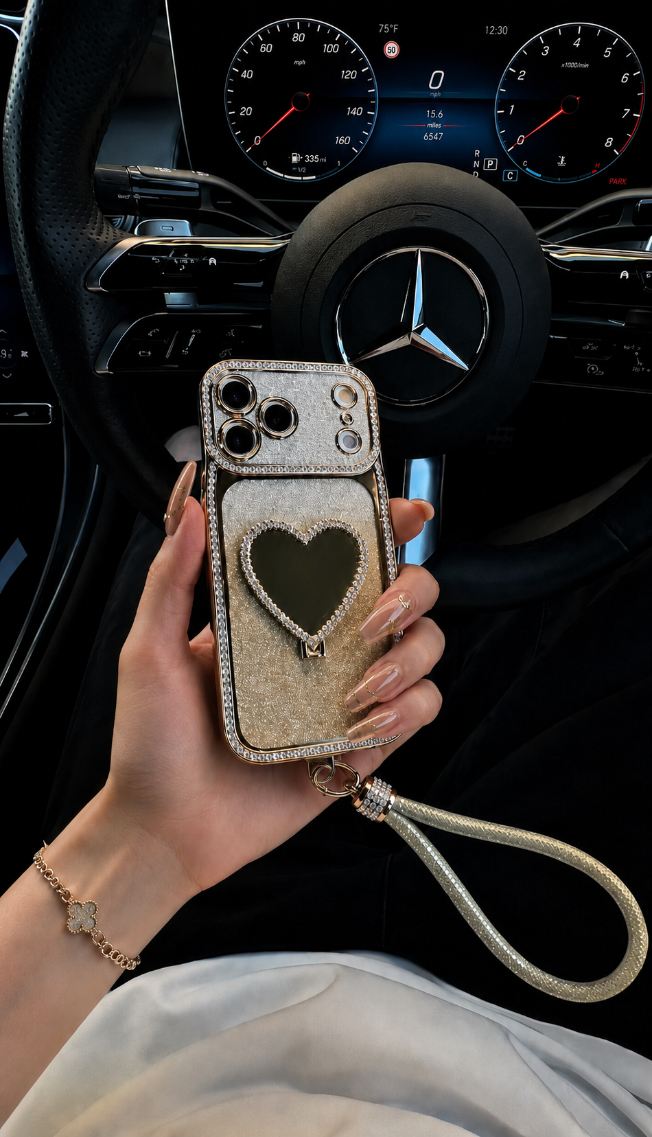 كفر بيج مصنوع يدويا - iPhone 17 Pro Max